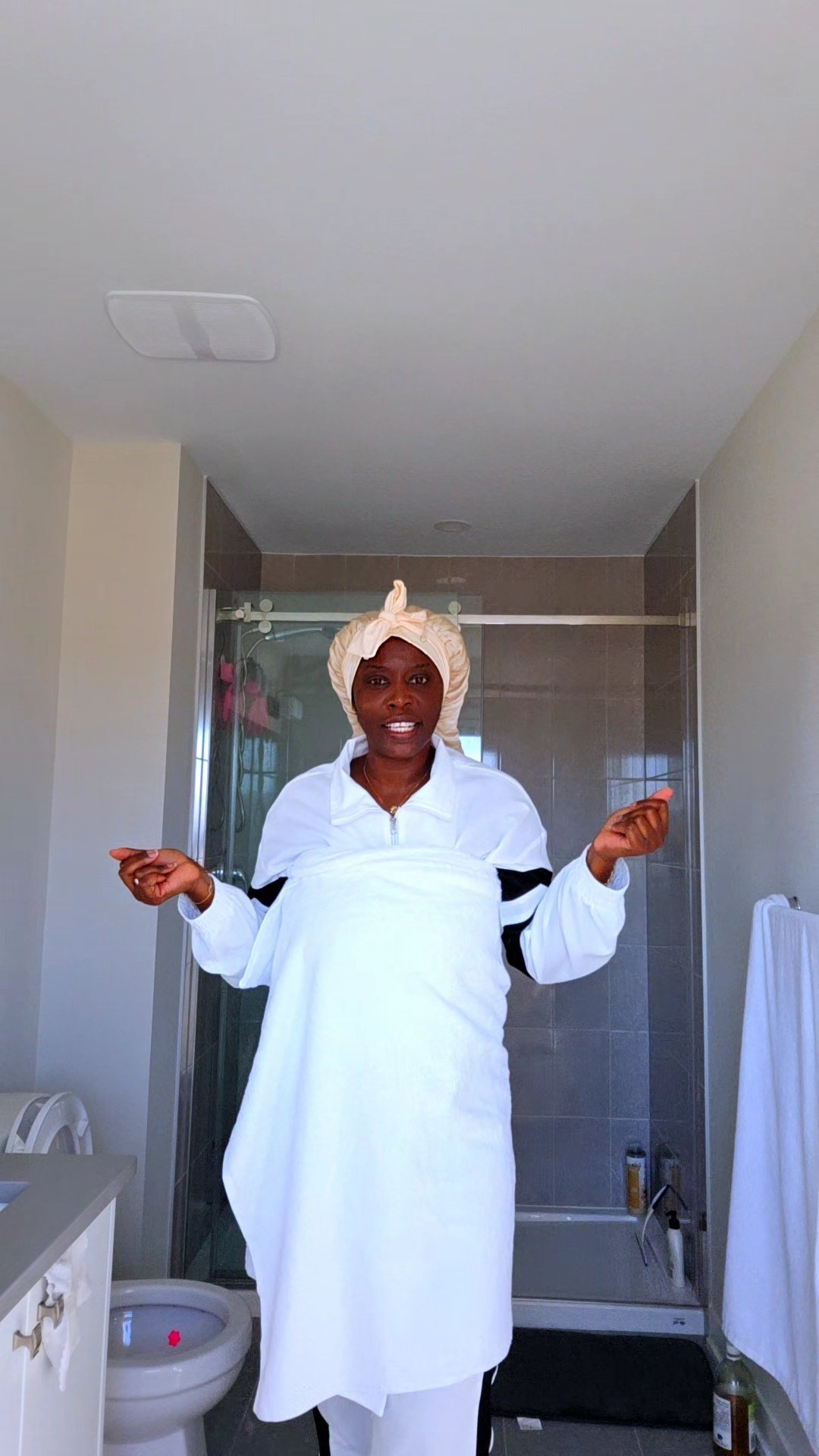 The Royal Bath Towel - Image 8